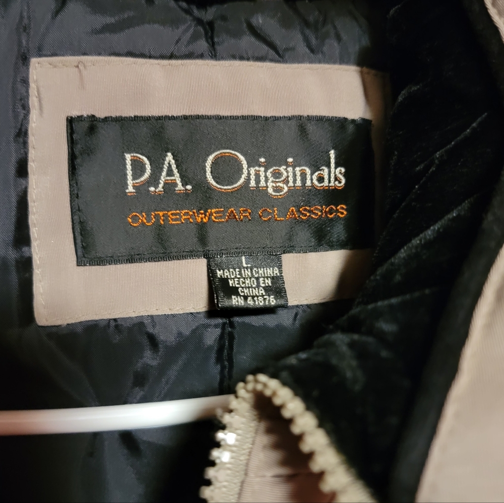 Womans Jacket - image 3